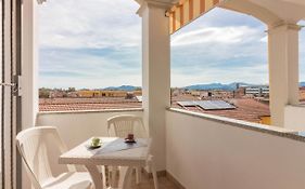 Olbia Bright Flat With Terrace & Private Parking!